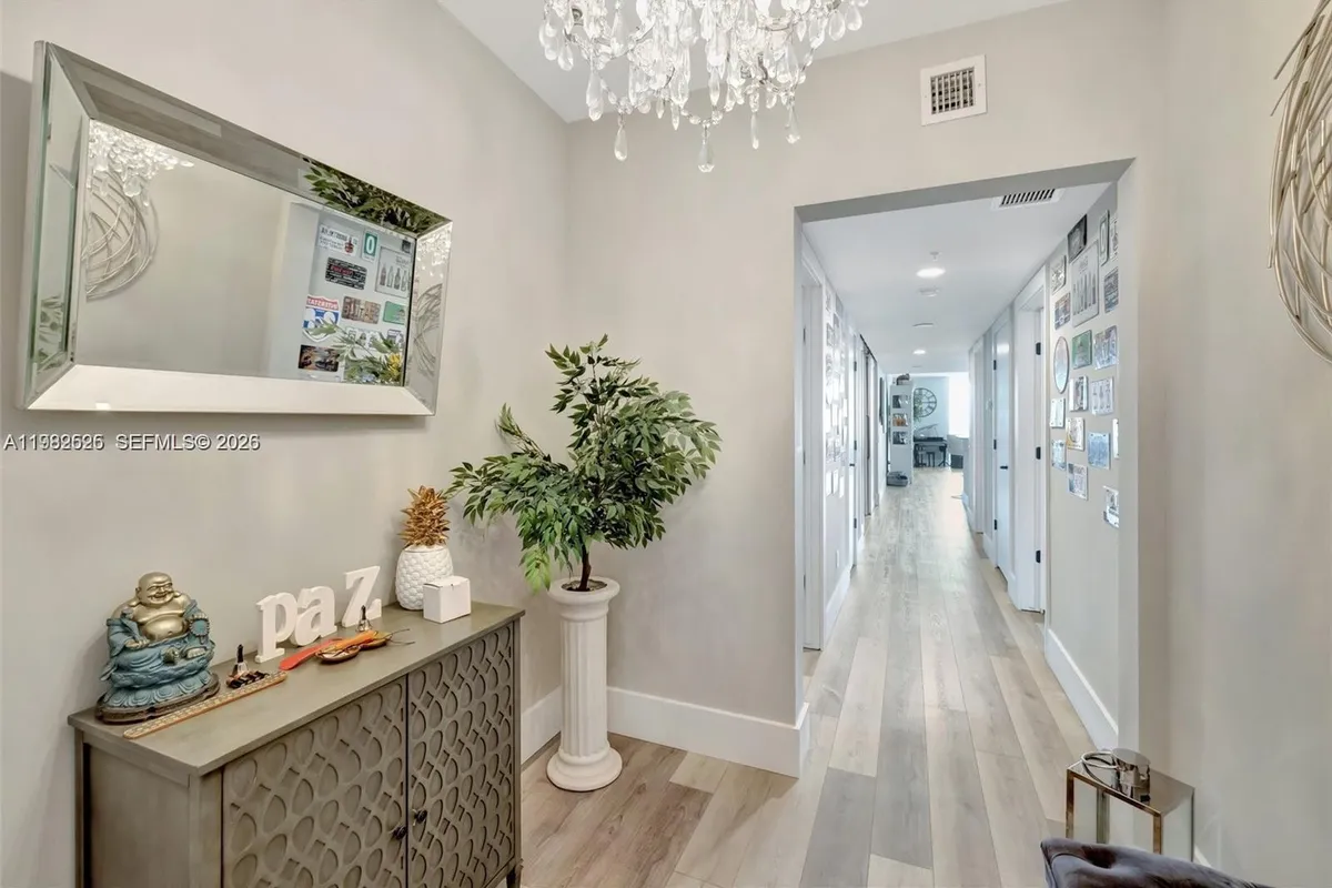 14951 Royal Oaks Ln # 1409, North Miami FL 33181