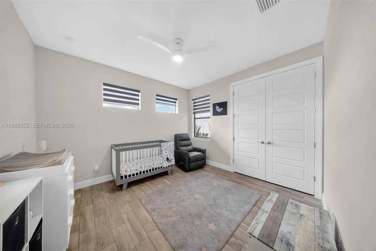 2205 SW 13TH ST, Cape Coral FL 33991