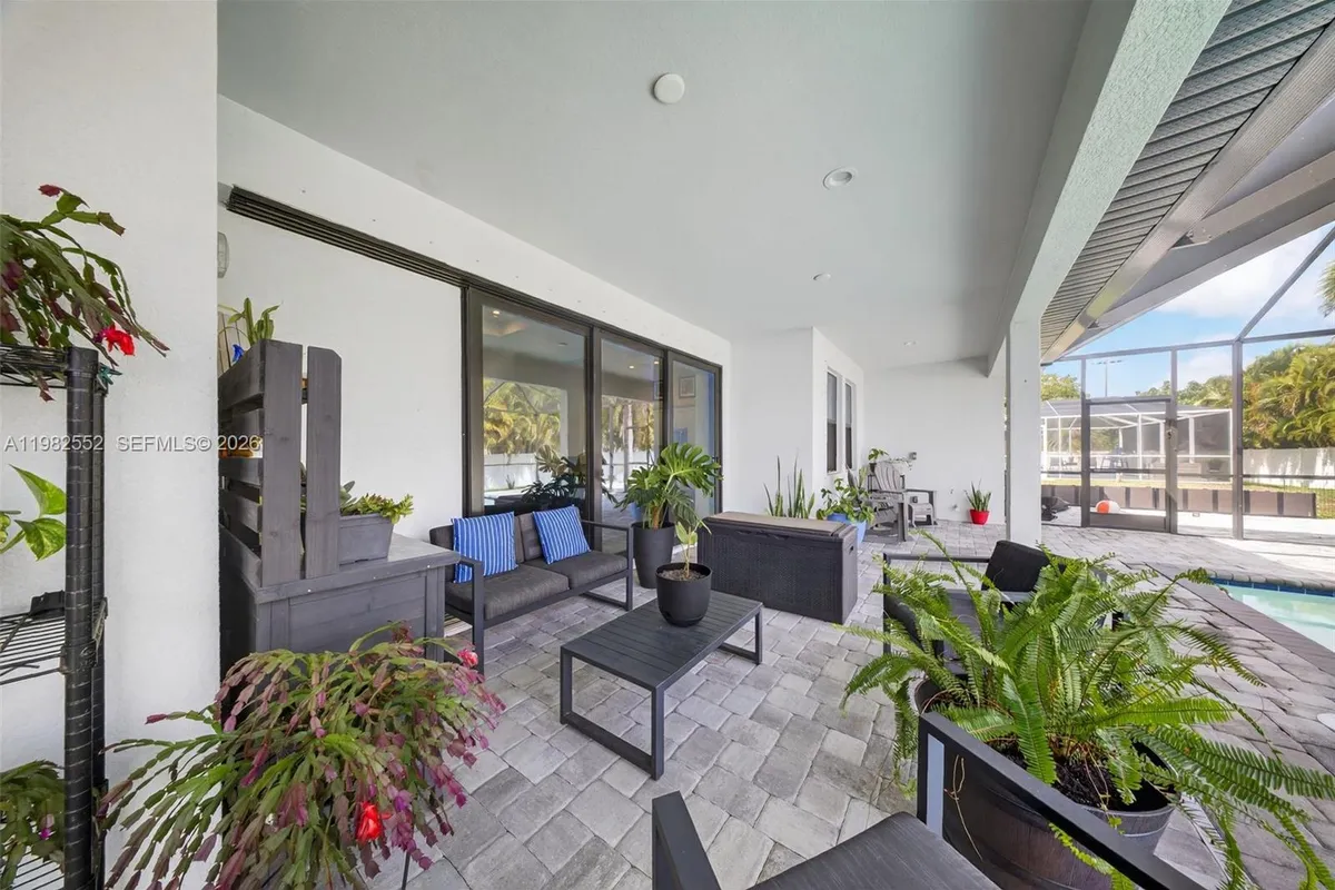 2205 SW 13TH ST, Cape Coral FL 33991