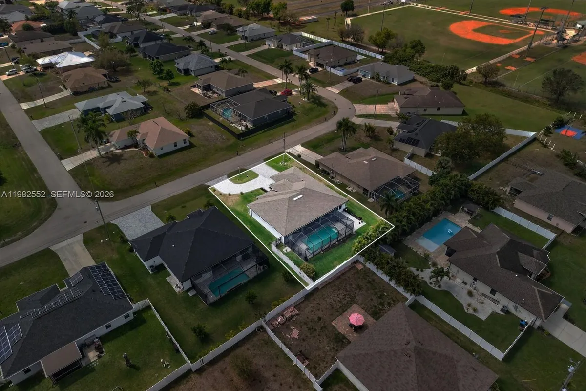 2205 SW 13TH ST, Cape Coral FL 33991