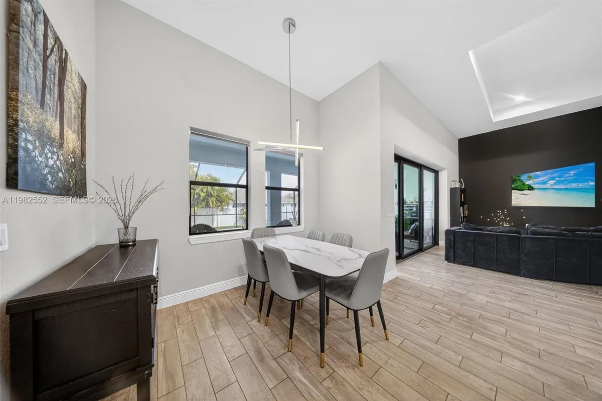 2205 SW 13TH ST, Cape Coral FL 33991