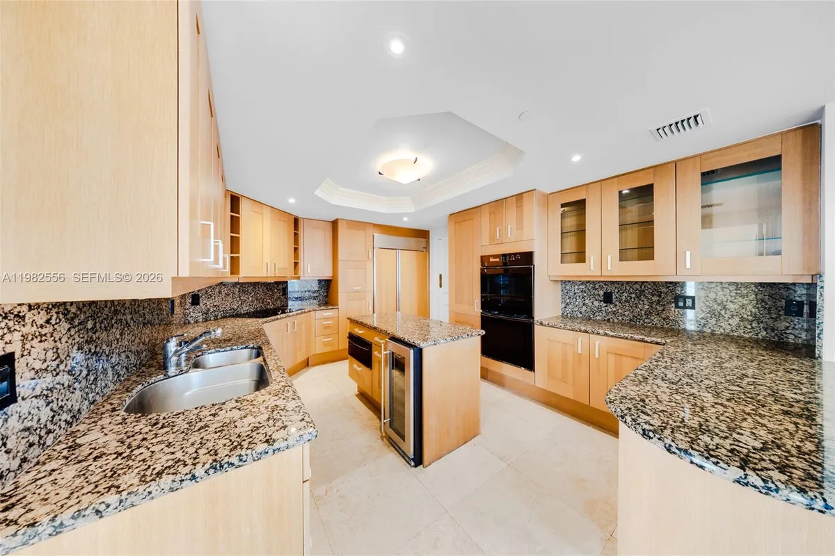 430 Grand Bay Dr # 902, Key Biscayne FL 33149