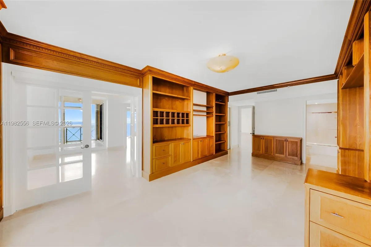 430 Grand Bay Dr # 902, Key Biscayne FL 33149