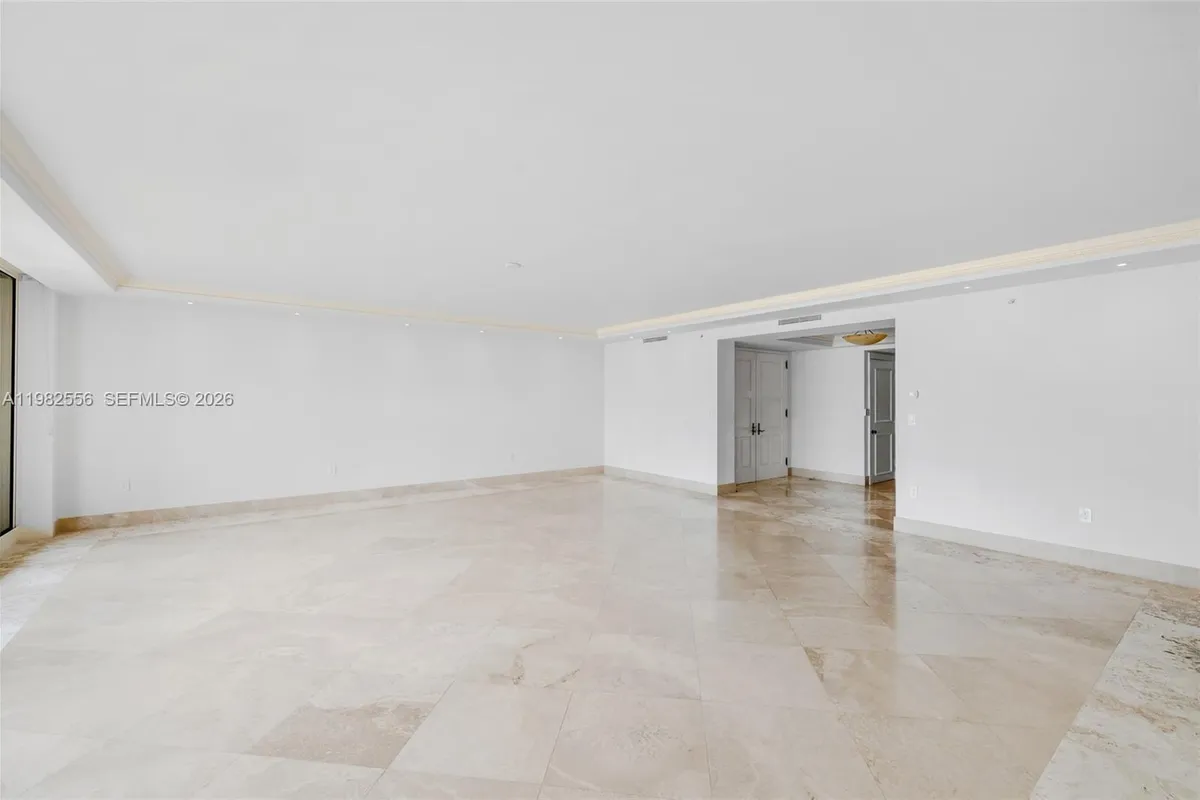 430 Grand Bay Dr # 902, Key Biscayne FL 33149