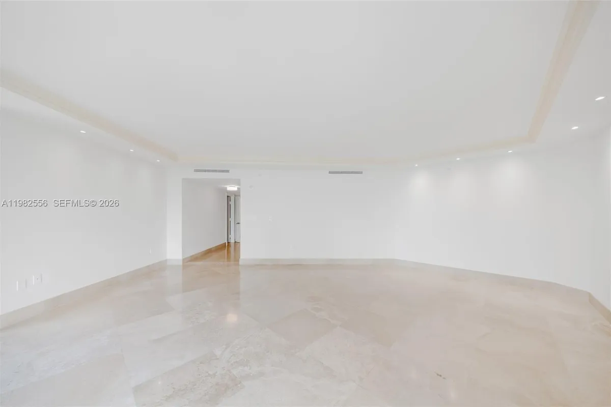 430 Grand Bay Dr # 902, Key Biscayne FL 33149