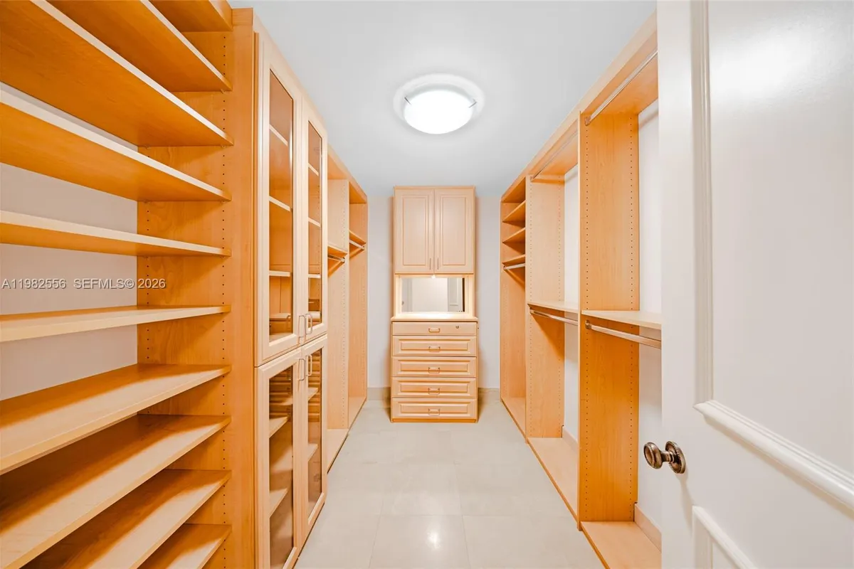 430 Grand Bay Dr # 902, Key Biscayne FL 33149