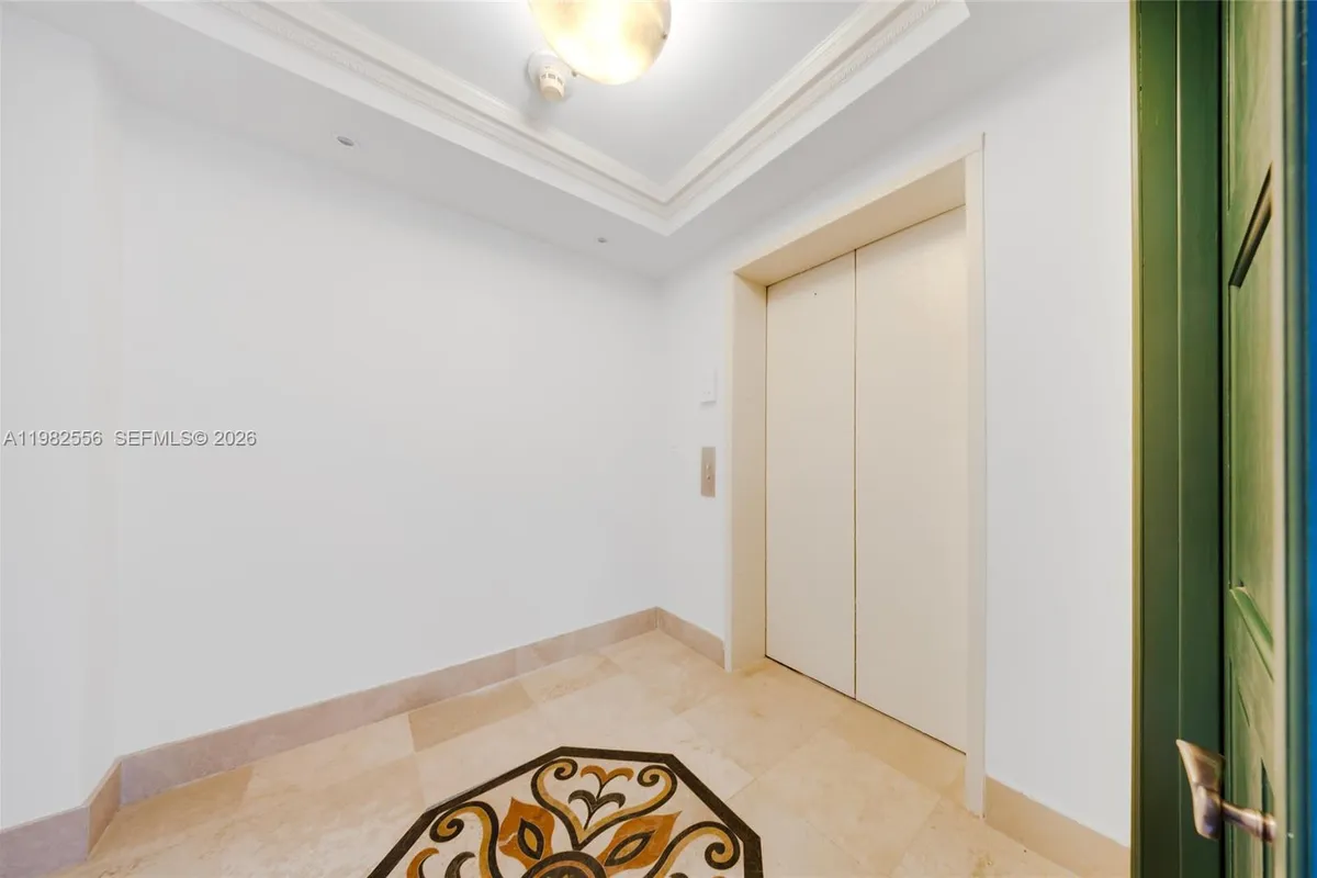 430 Grand Bay Dr # 902, Key Biscayne FL 33149