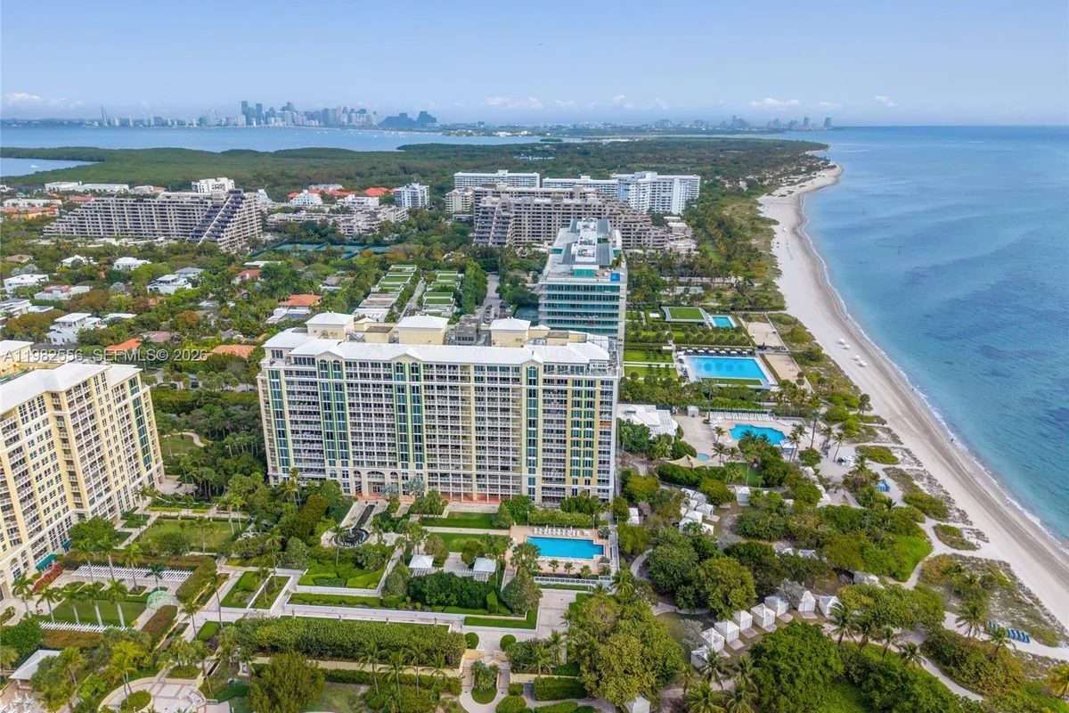 430 Grand Bay Dr # 902, Key Biscayne FL 33149