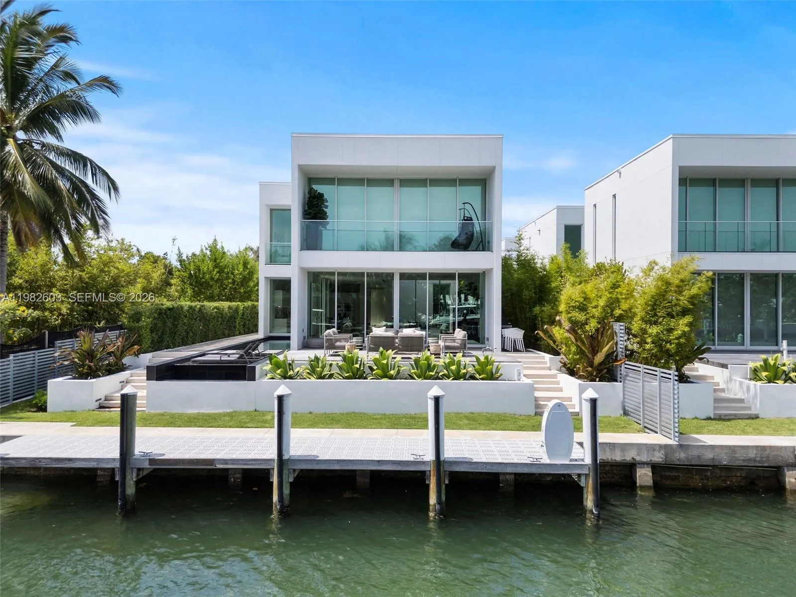 1011 W 48th St # 8, Miami Beach FL 33140