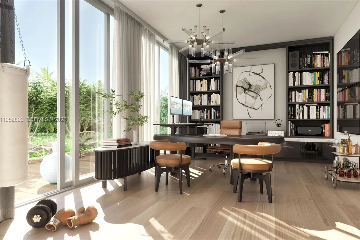 1011 W 48th St # 8, Miami Beach FL 33140