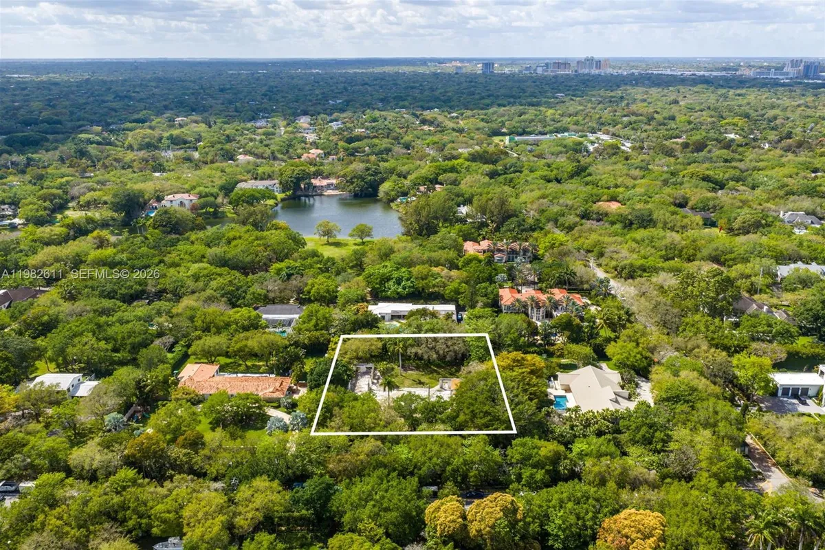 10550 Old Cutler Rd, Coral Gables FL 33156