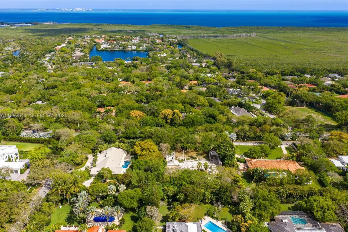 10550 Old Cutler Rd, Coral Gables FL 33156