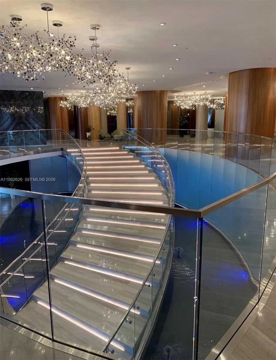 488 NE 18TH # 2703, Miami FL 33132