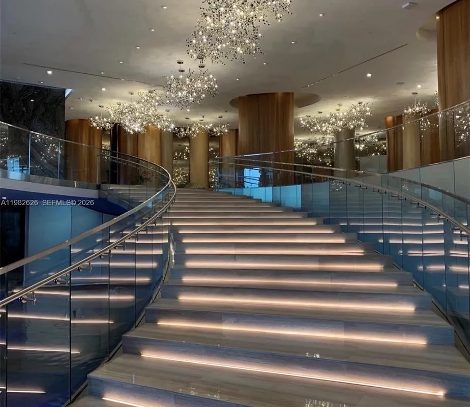 488 NE 18TH # 2703, Miami FL 33132