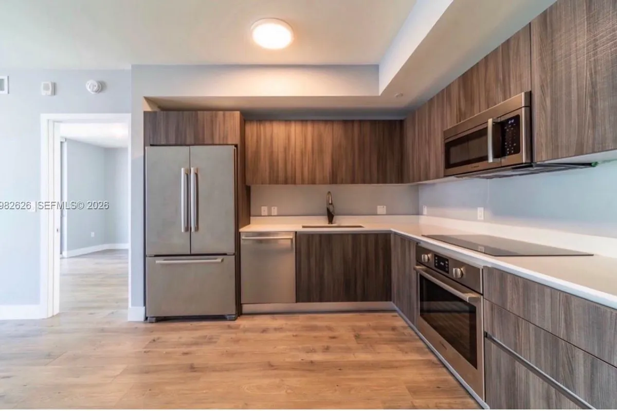 488 NE 18TH # 2703, Miami FL 33132