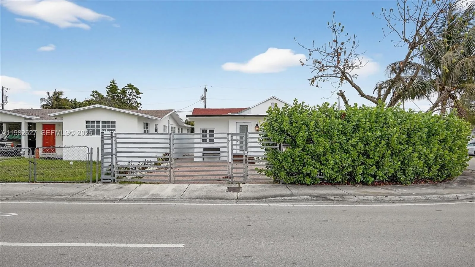 2845 SW 67th Ave, Miami FL 33155