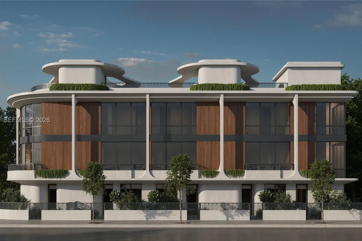 5215 Biscayne Blvd, Miami FL 33137