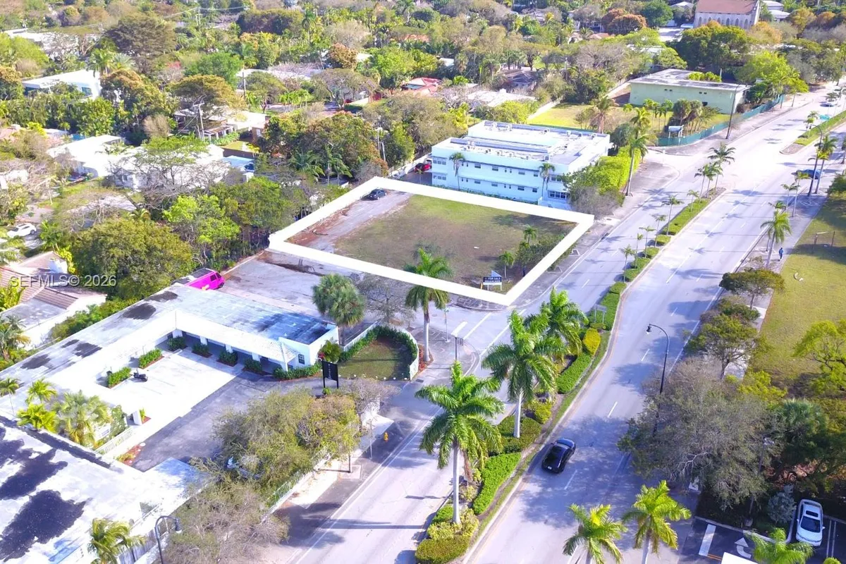 5215 Biscayne Blvd, Miami FL 33137