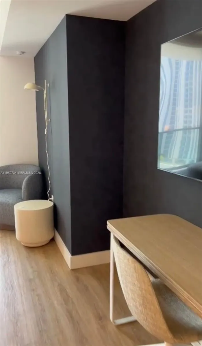 159 NE 6th St # 1804, Miami FL 33132