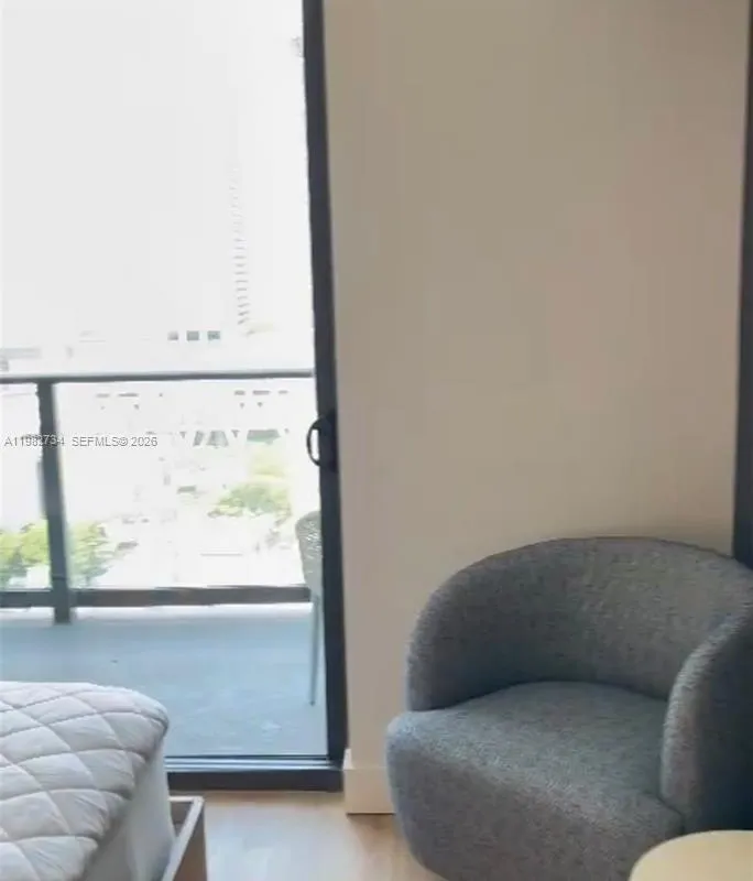 159 NE 6th St # 1804, Miami FL 33132