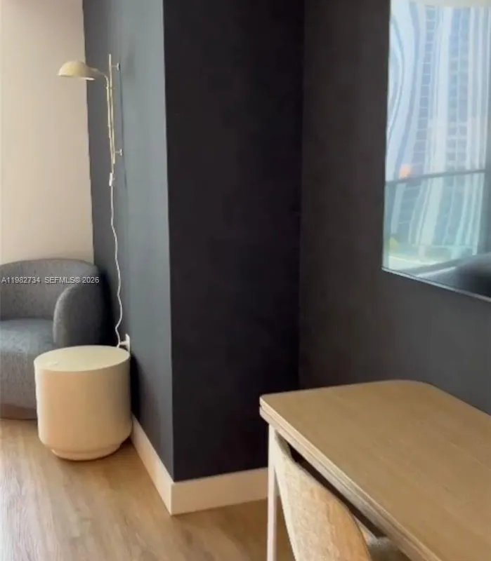 159 NE 6th St # 1804, Miami FL 33132