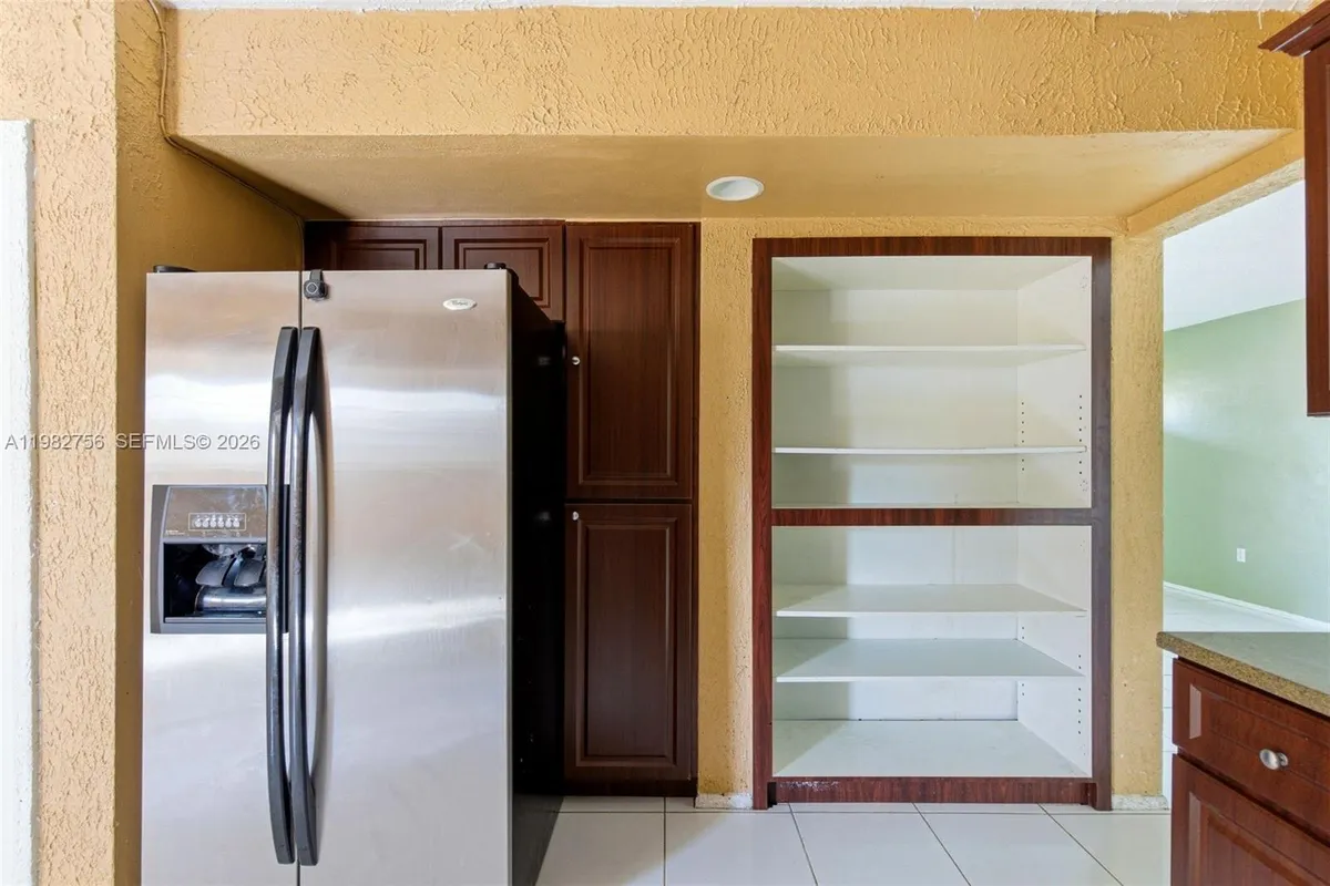 6600 NW 26th St, Sunrise FL 33313