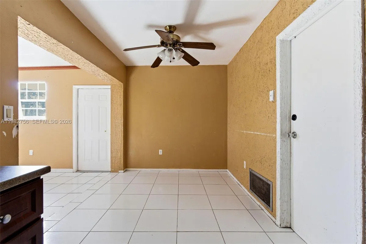 6600 NW 26th St, Sunrise FL 33313