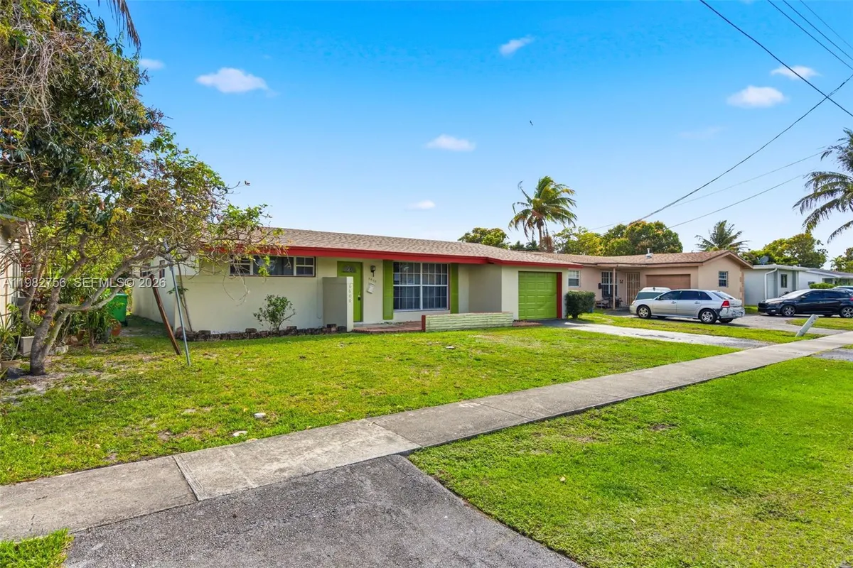 6600 NW 26th St, Sunrise FL 33313