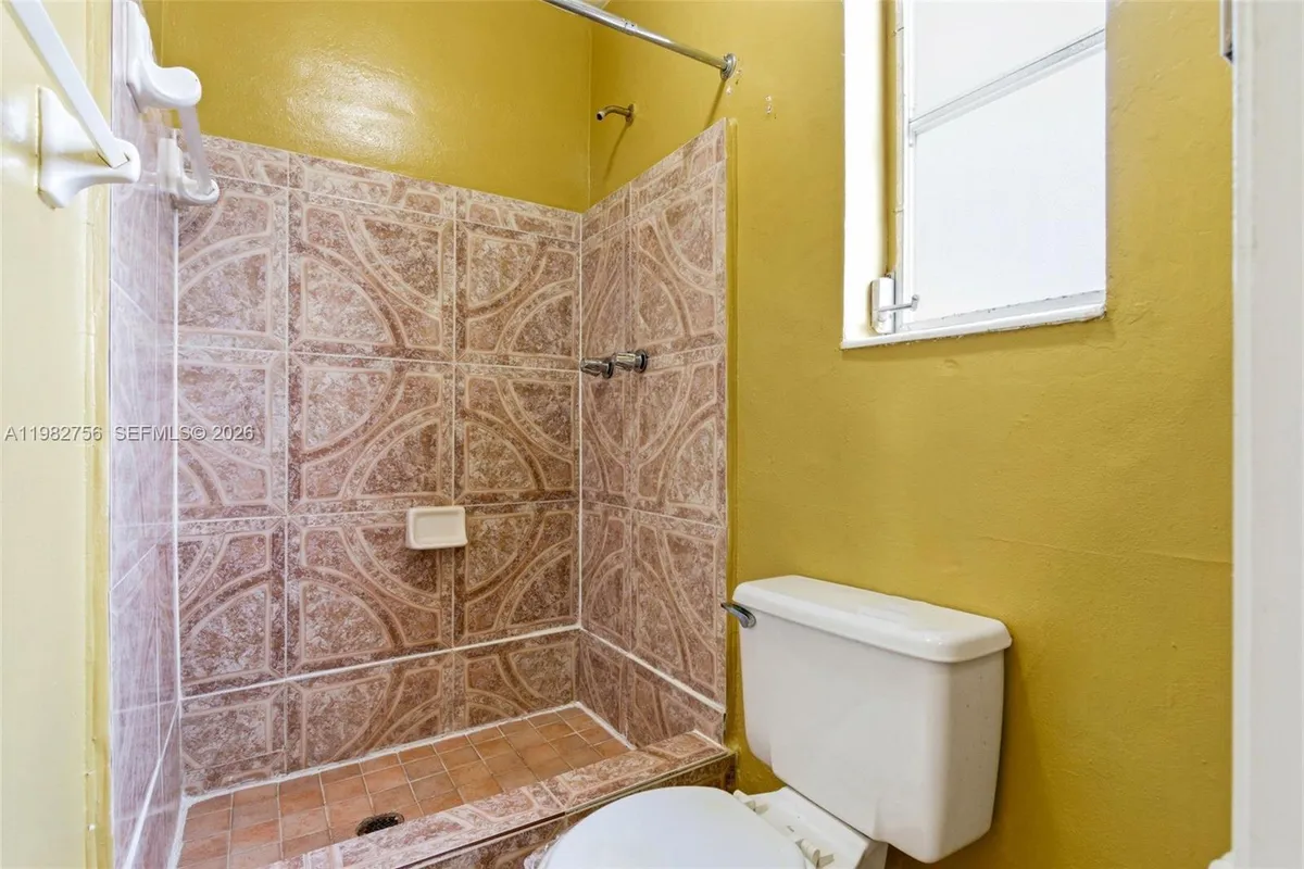 6600 NW 26th St, Sunrise FL 33313