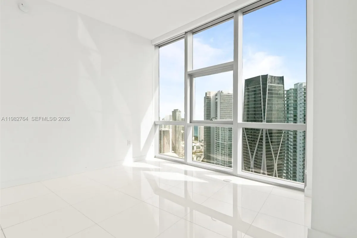 851 NE 1st Ave # 4801, Miami FL 33132