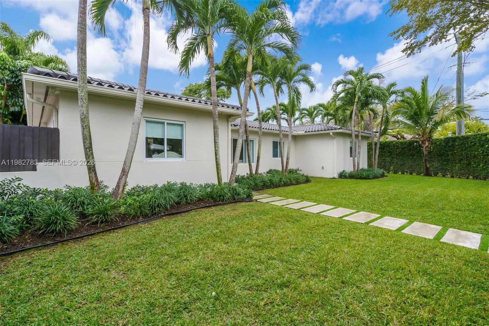 500 NE 51st St, Miami FL 33137