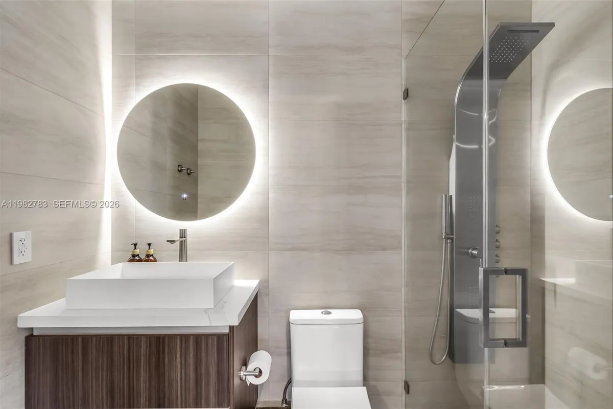 500 NE 51st St, Miami FL 33137