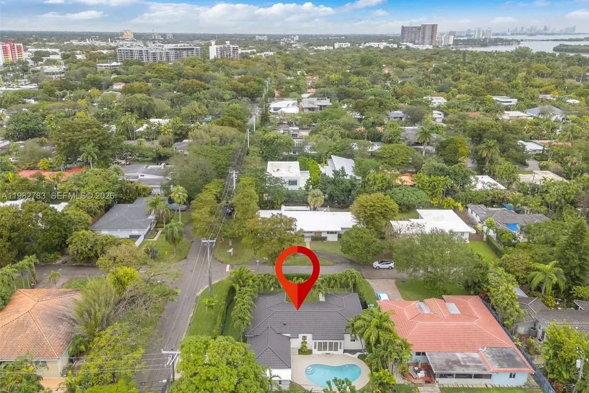 500 NE 51st St, Miami FL 33137