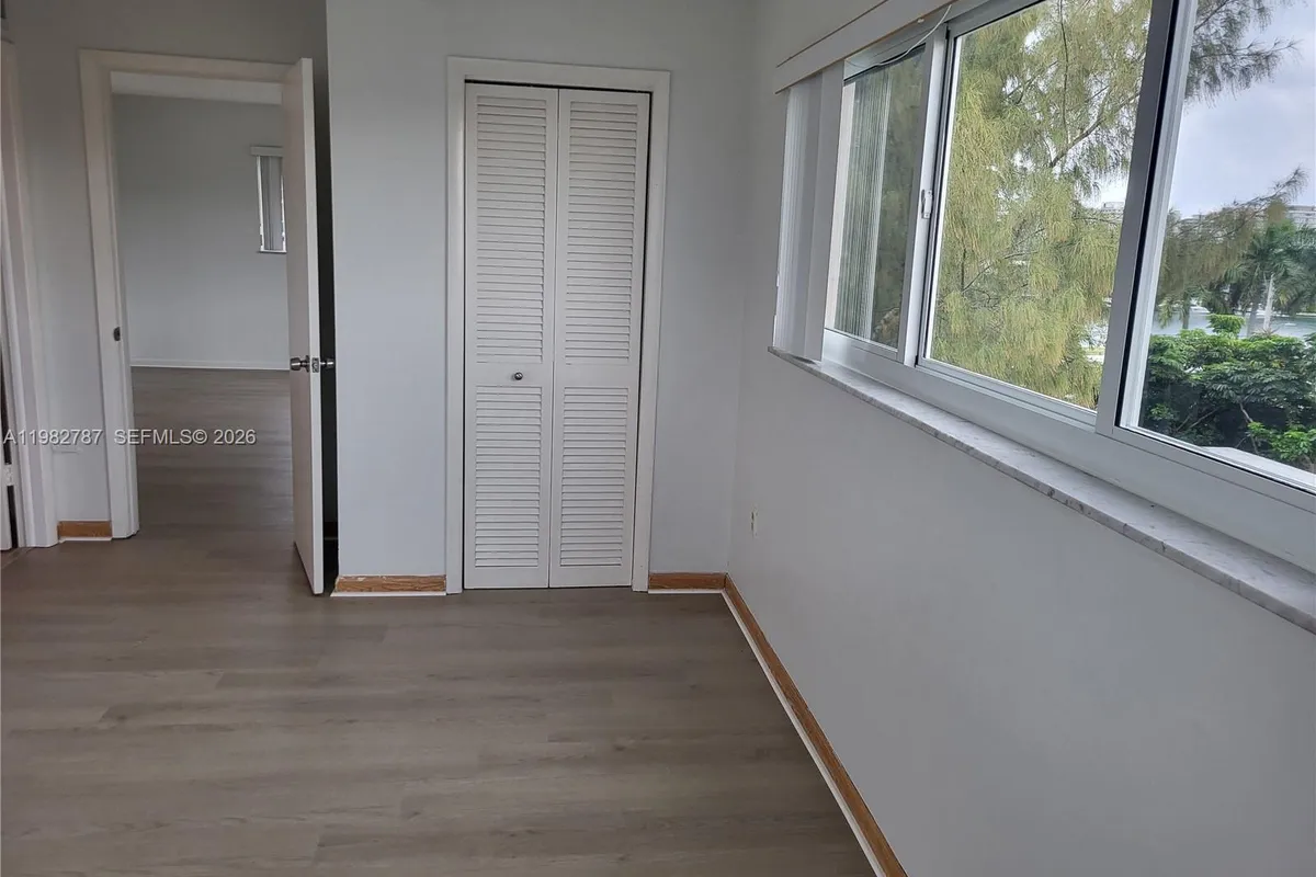 1020 94th St # 503, Bay Harbor Islands FL 33154