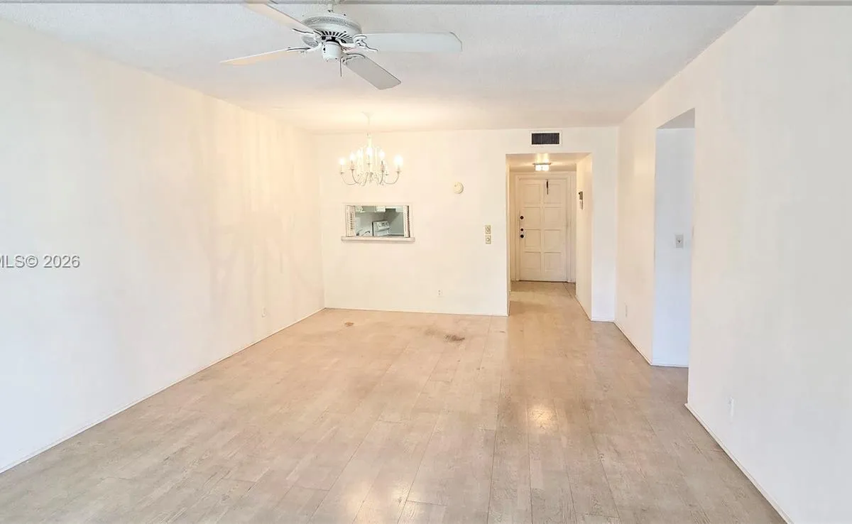 1201 Hillcrest Ct # 302, Hollywood FL 33021