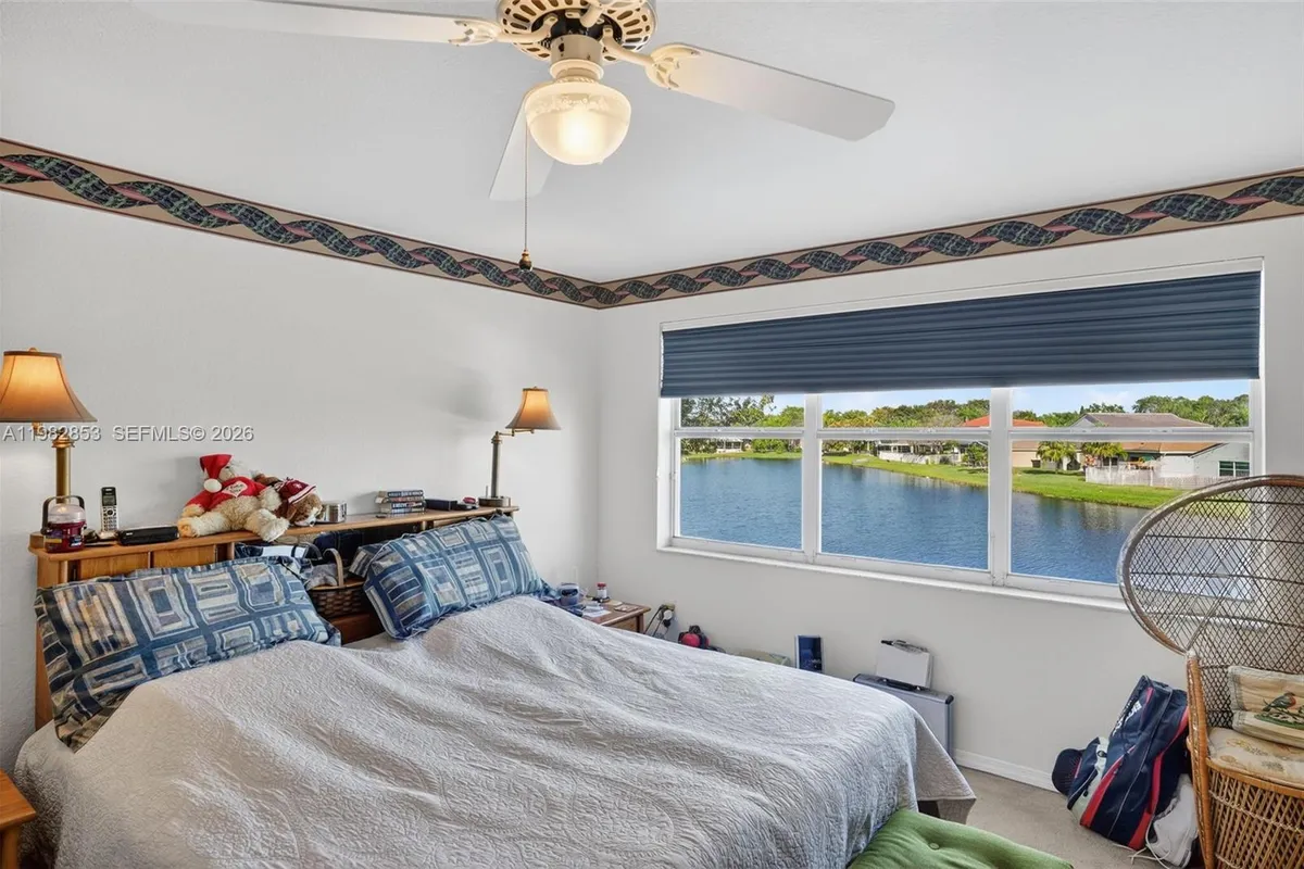 16419 Sapphire Pl, Weston FL 33331