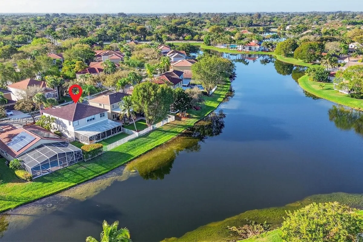 16419 Sapphire Pl, Weston FL 33331