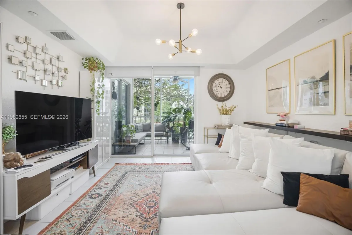 10720 NW 66th St # 202, Doral FL 33178