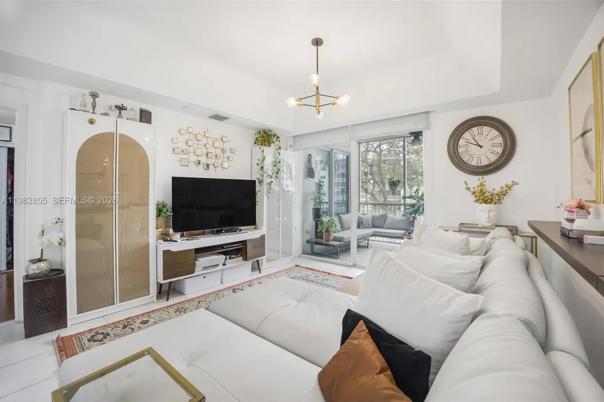 10720 NW 66th St # 202, Doral FL 33178