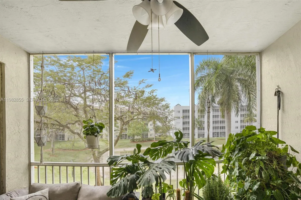 10720 NW 66th St # 202, Doral FL 33178