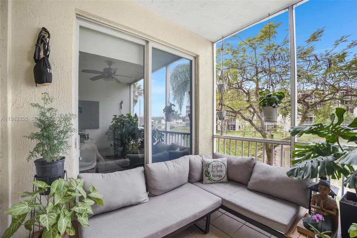 10720 NW 66th St # 202, Doral FL 33178