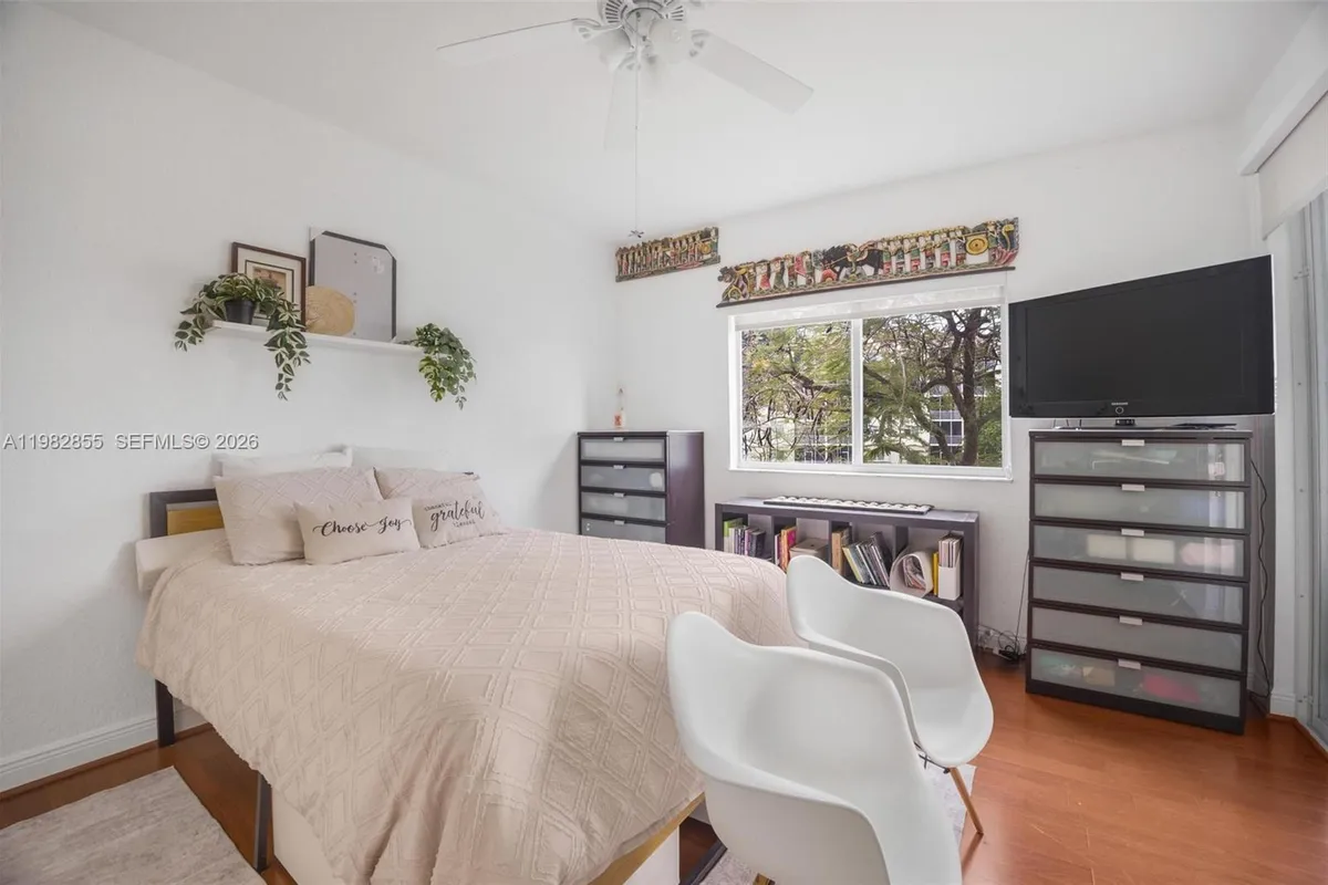 10720 NW 66th St # 202, Doral FL 33178