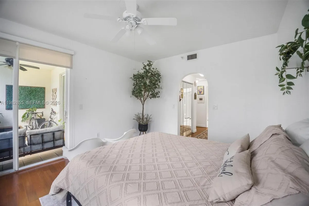 10720 NW 66th St # 202, Doral FL 33178