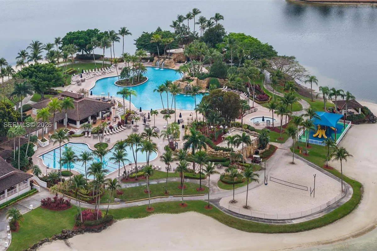 10720 NW 66th St # 202, Doral FL 33178