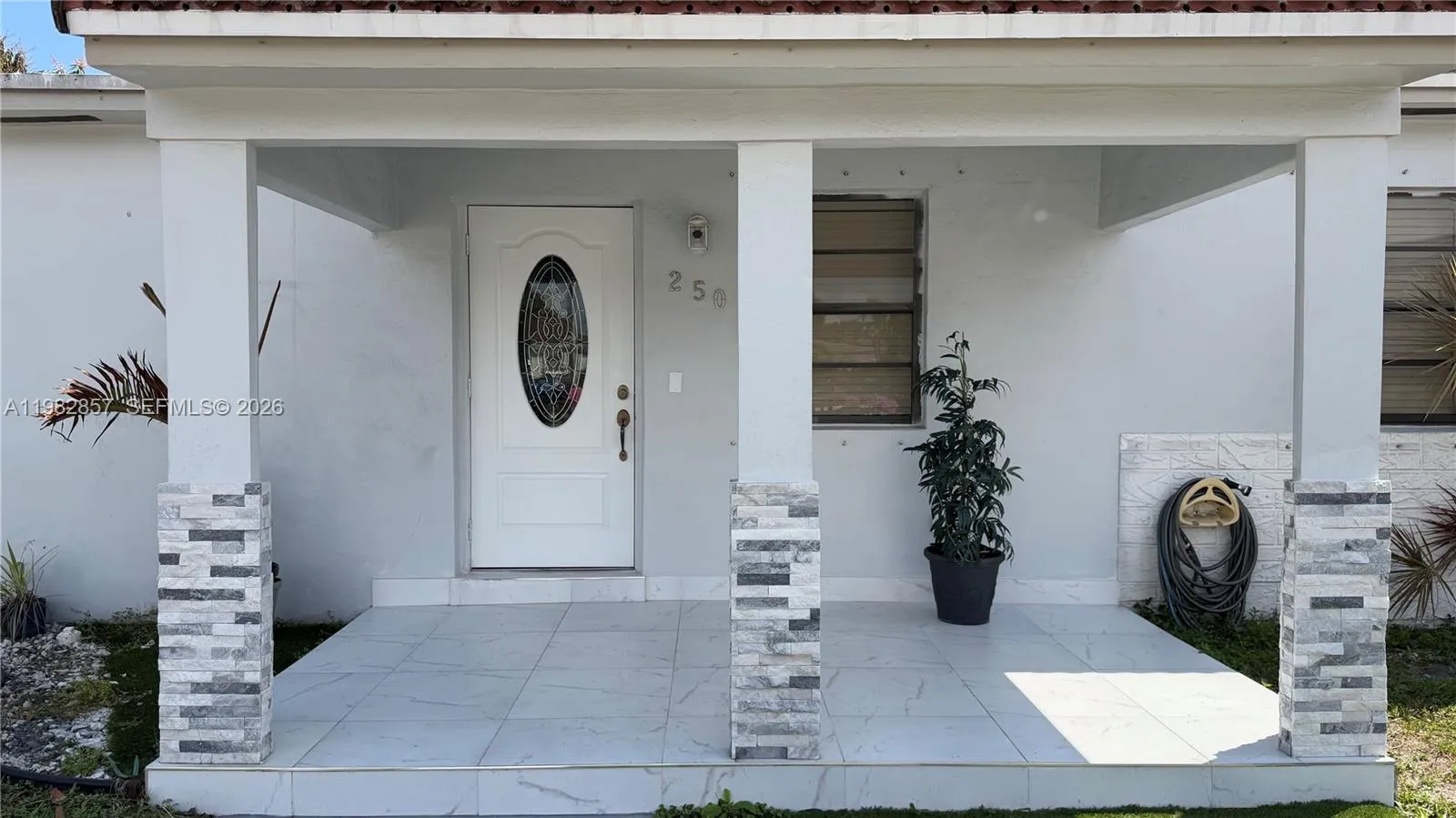 250 E 60th St, Hialeah FL 33013