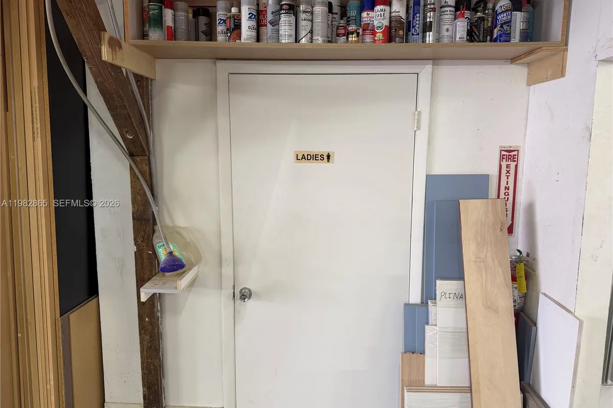 2016 NW 55th Ave, Margate FL 33063