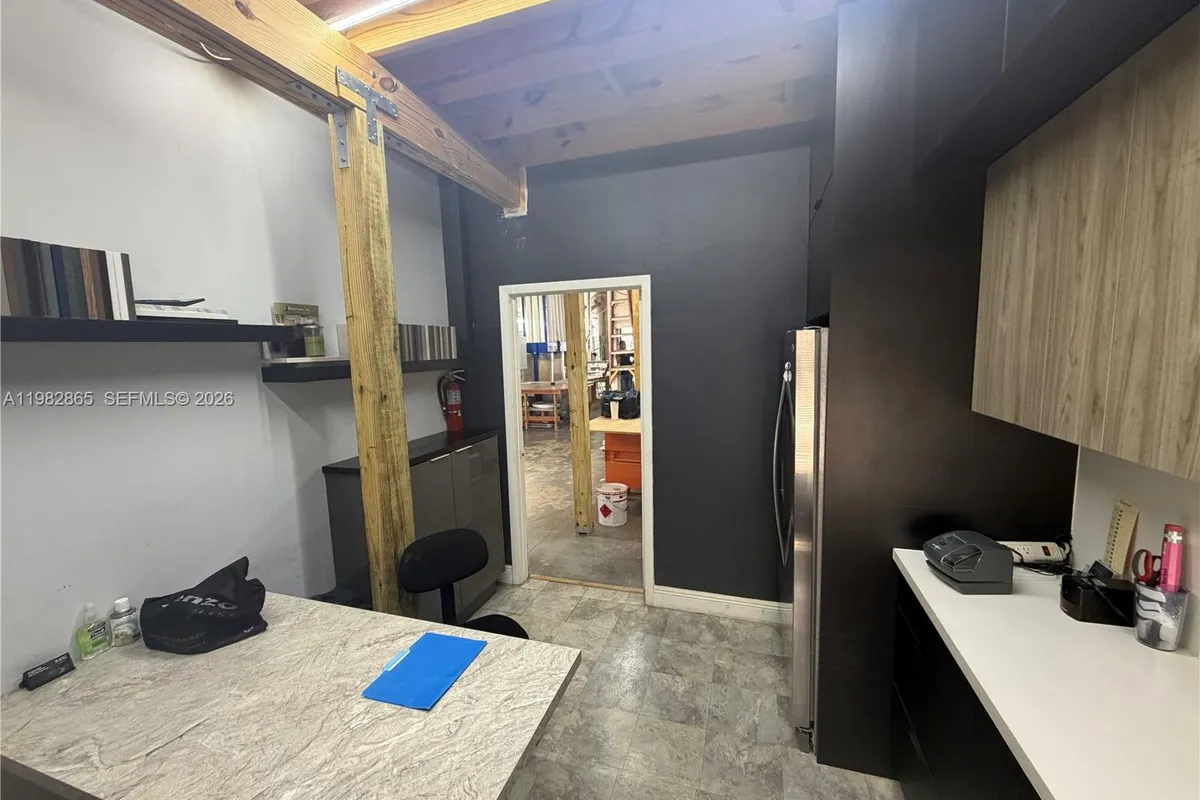 2016 NW 55th Ave, Margate FL 33063