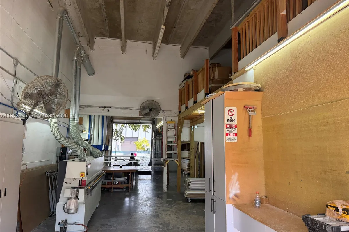 2016 NW 55th Ave, Margate FL 33063