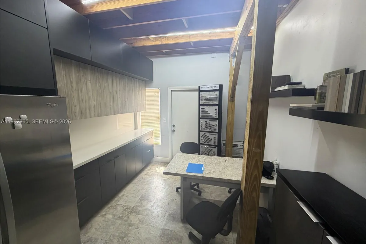 2016 NW 55th Ave, Margate FL 33063