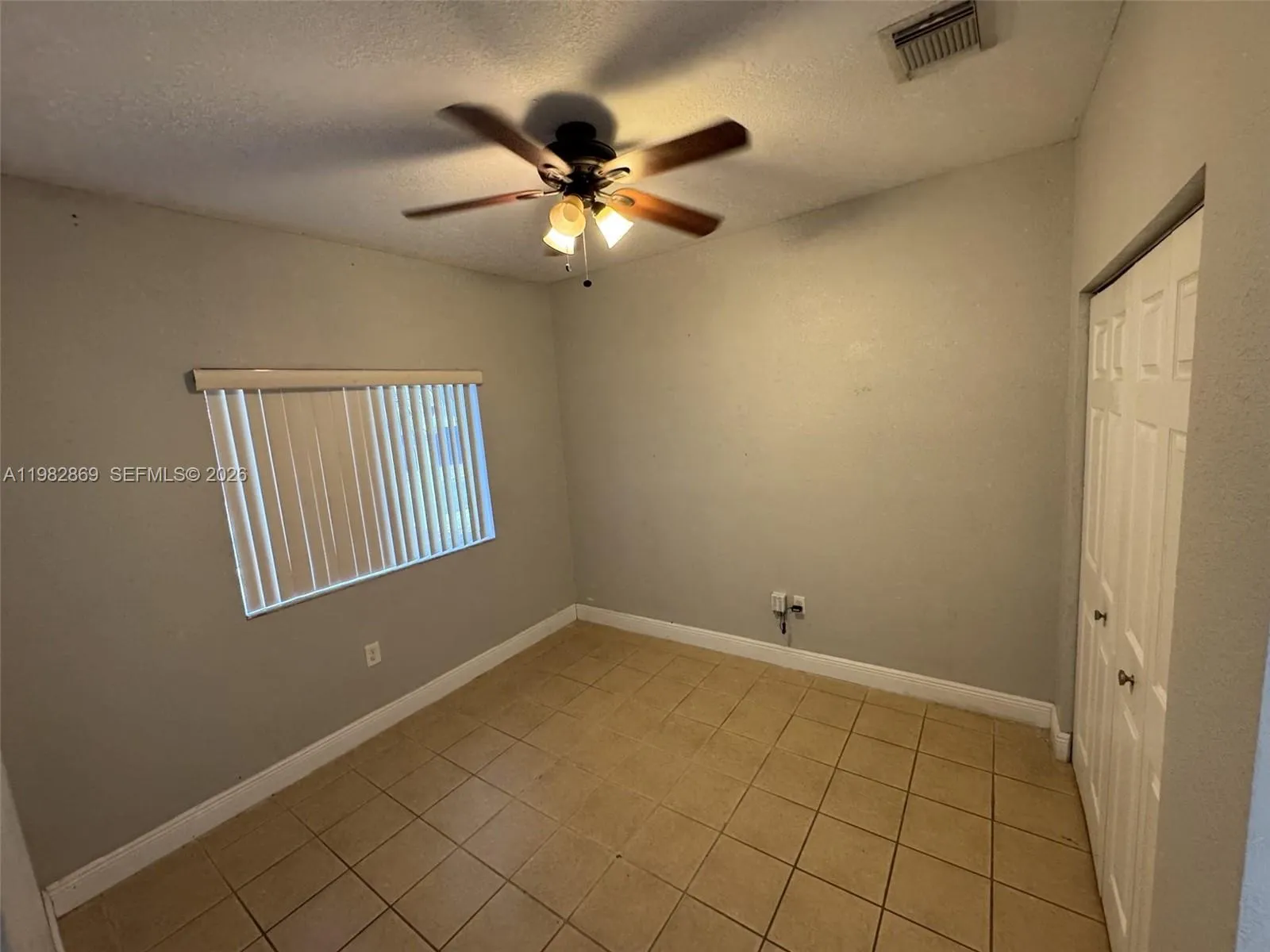 3520 NE 3rd Dr, Homestead FL 33033